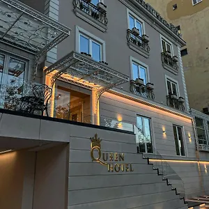 4* Hotel Queen