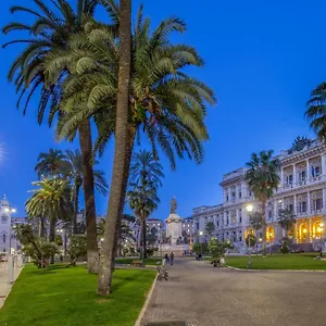 https://courtyard-rome-suite.it-romehotels.com